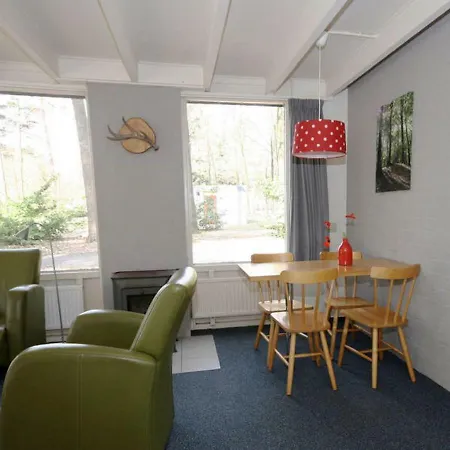 Holiday home Comfortable Bungalow With A Tree House Box Bed On The Veluwe *